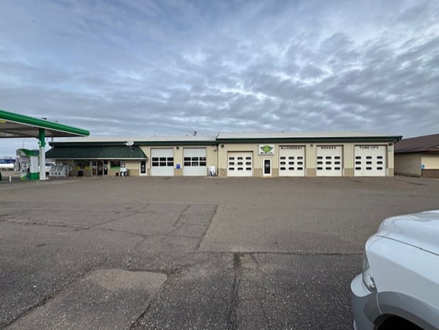 Images Don's Auto Service and Repair - BP Gas Station