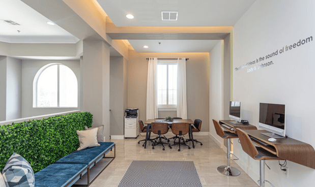 Images Vie at University Downs