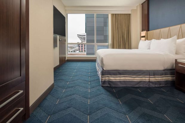 Images Embassy Suites by Hilton Seattle Downtown Pioneer Square