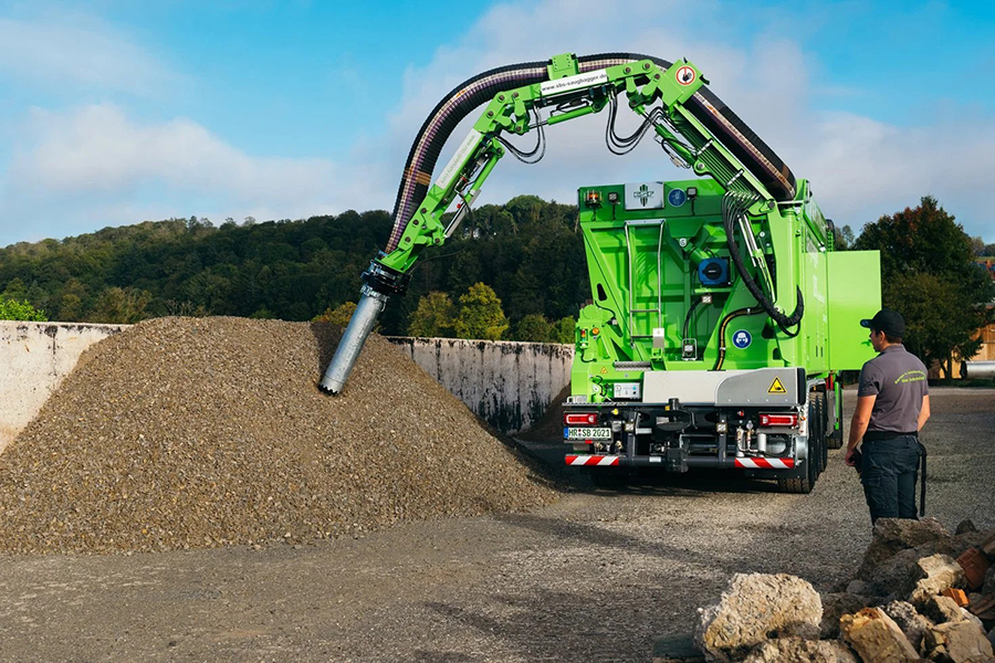 Bild 4 SBS Bohrschlammentsorgung in Neukirchen