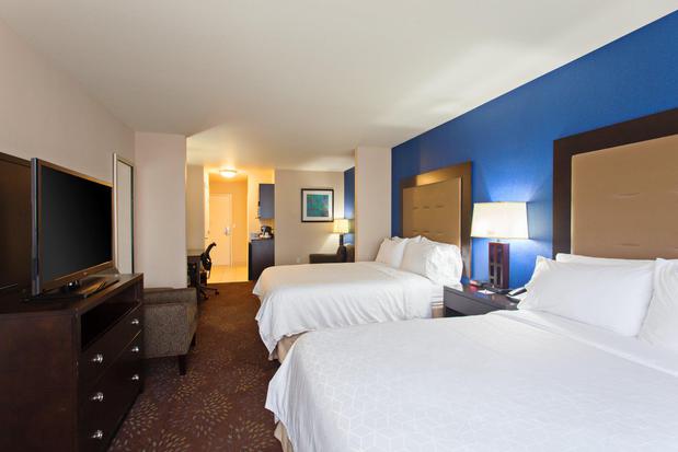 Images Holiday Inn Express & Suites Tacoma Downtown, an IHG Hotel