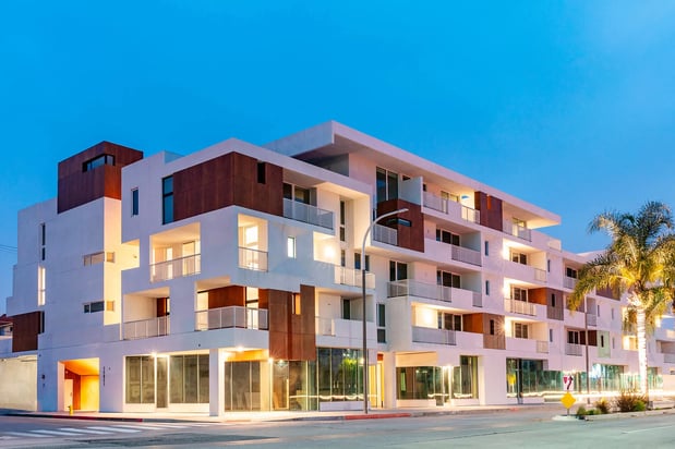 Images The Lucky Apartments