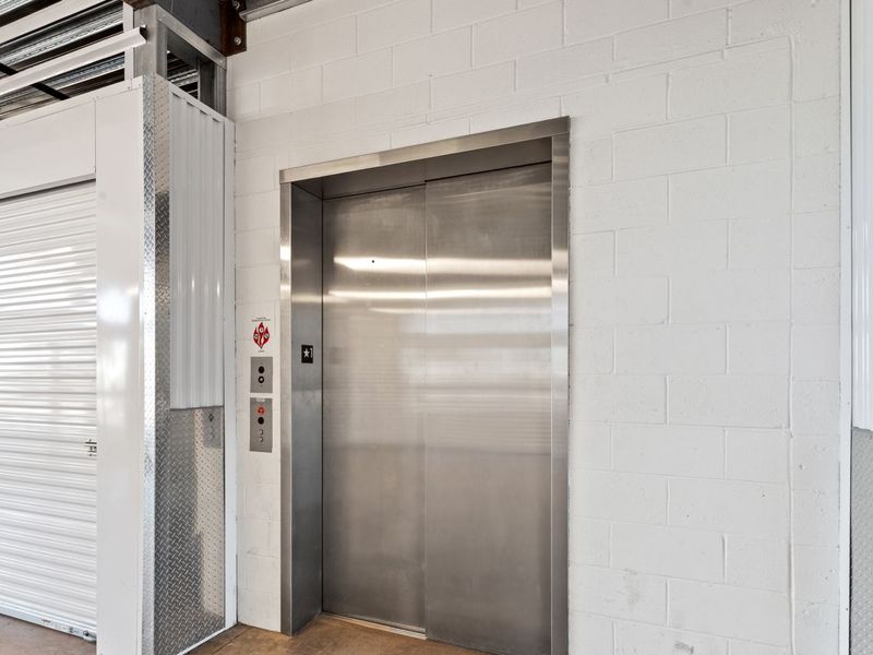 Extra Space Storage Image