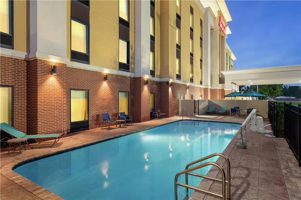 Images Hampton Inn & Suites Tampa Busch Gardens Area