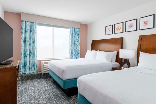 Images Hilton Garden Inn Orlando at SeaWorld
