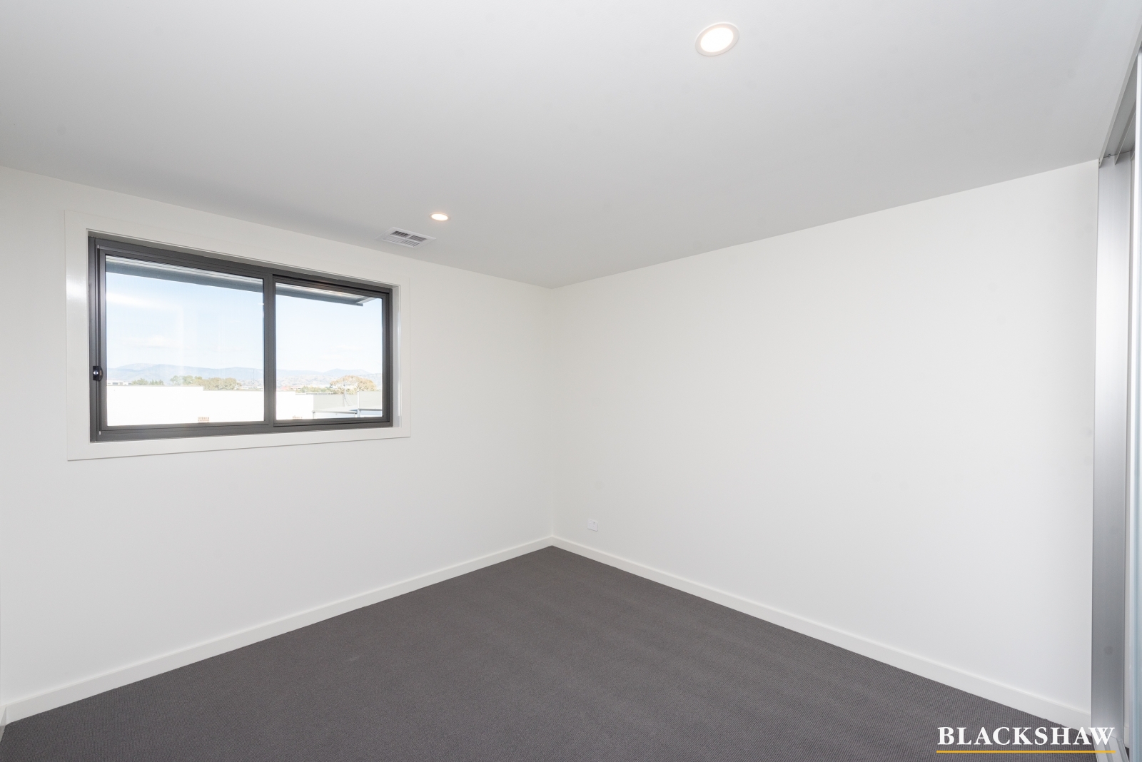 Images Blackshaw Real Estate Tuggeranong