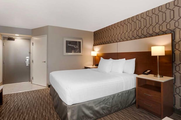 Images Best Western Plus Commerce Hotel