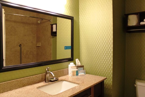 Images Hampton Inn Perry