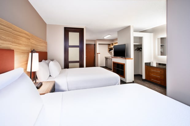 Images Candlewood Suites Cincinnati Northeast - Mason by IHG