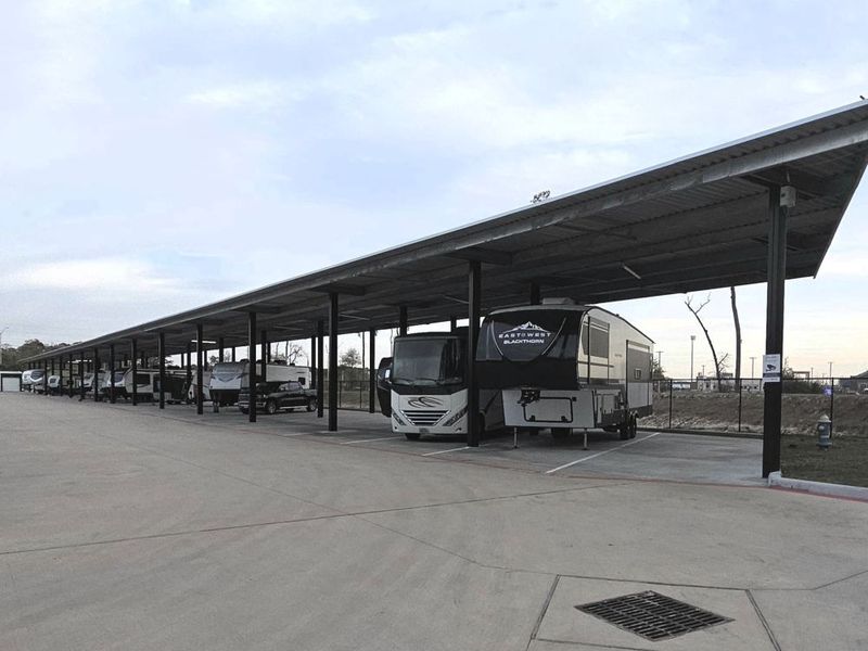 Extra Space Storage Image