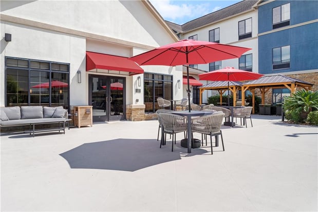 Images Homewood Suites by Hilton Beaumont, TX