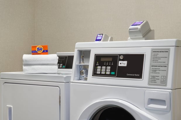 Images Holiday Inn Express & Suites Auburn - University Area by IHG
