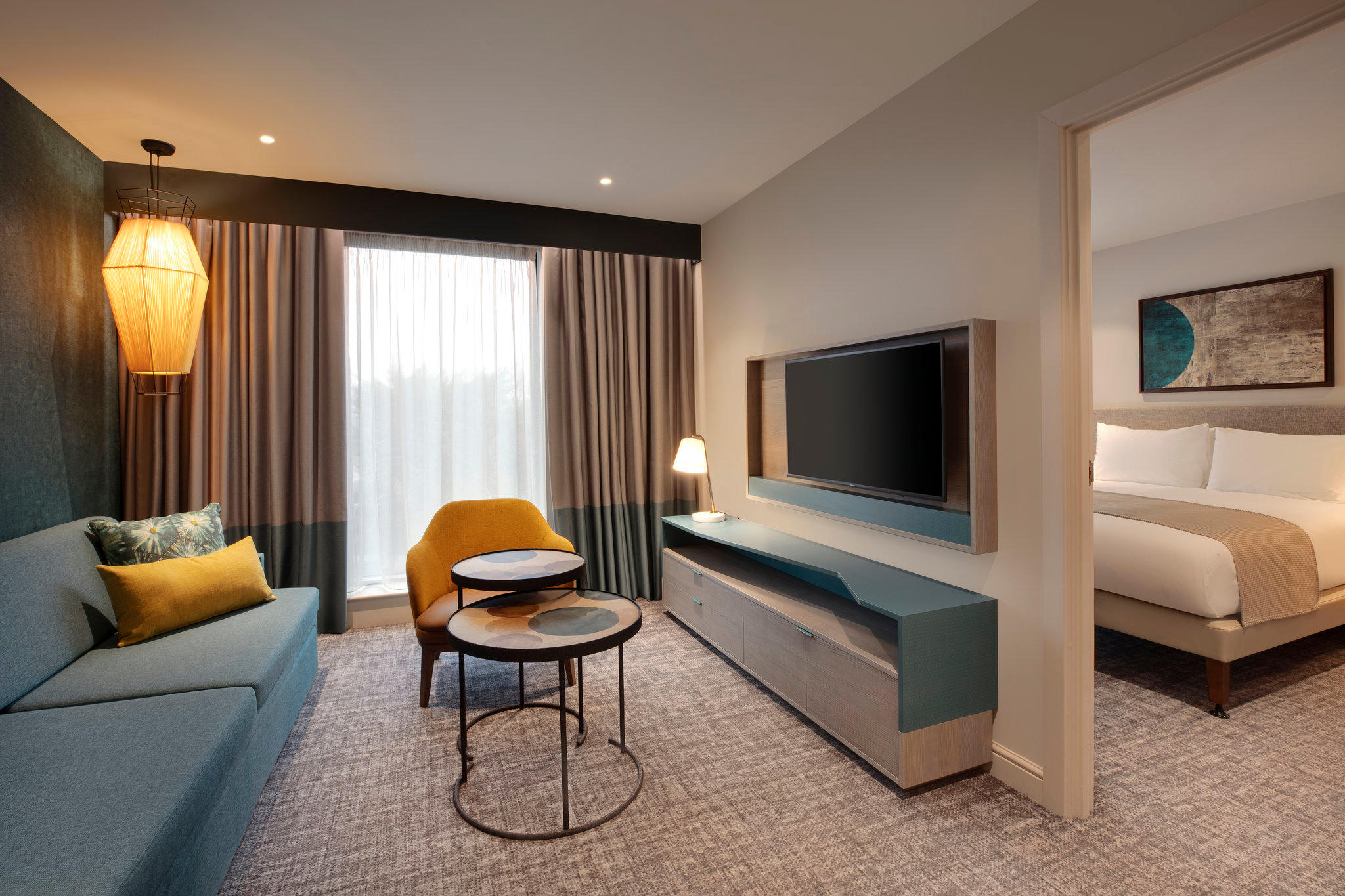 Images Staybridge Suites London - Heathrow Bath Road, an IHG Hotel