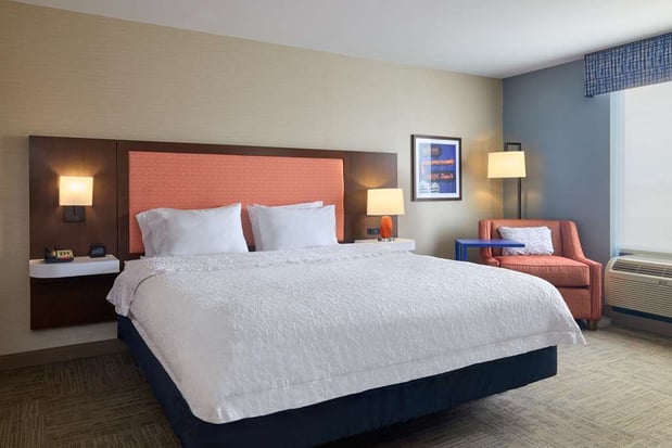 Images Hampton Inn & Suites Providence/Smithfield