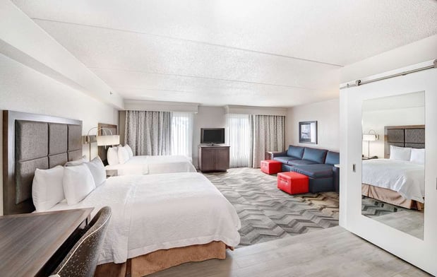 Images Hampton Inn & Suites Atlanta-Galleria