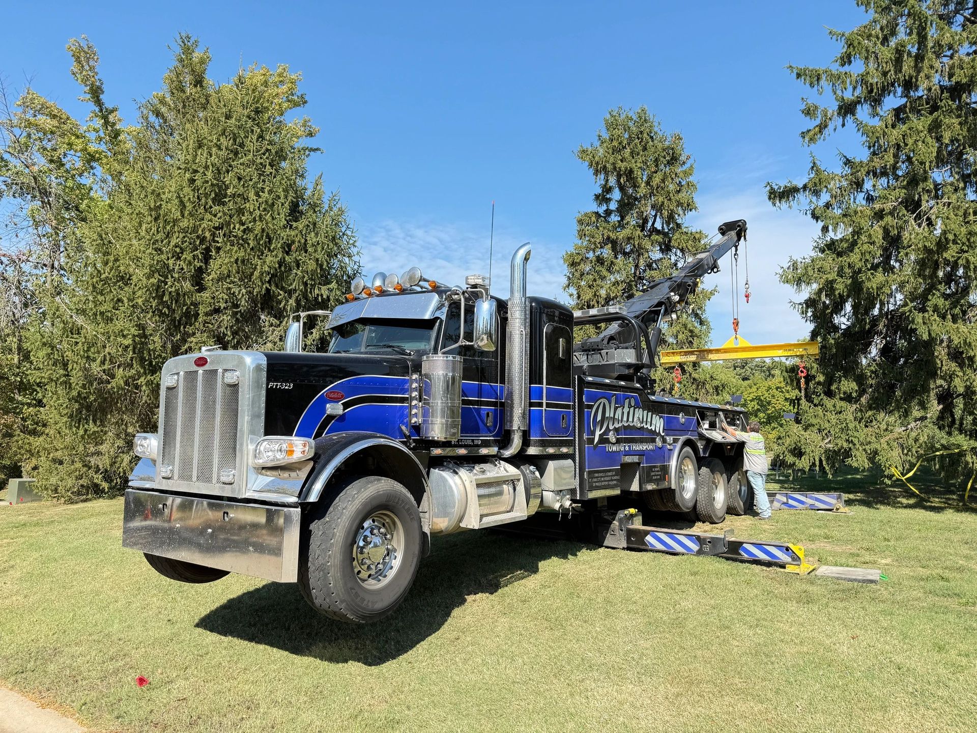 Platinum Towing & Transport Image