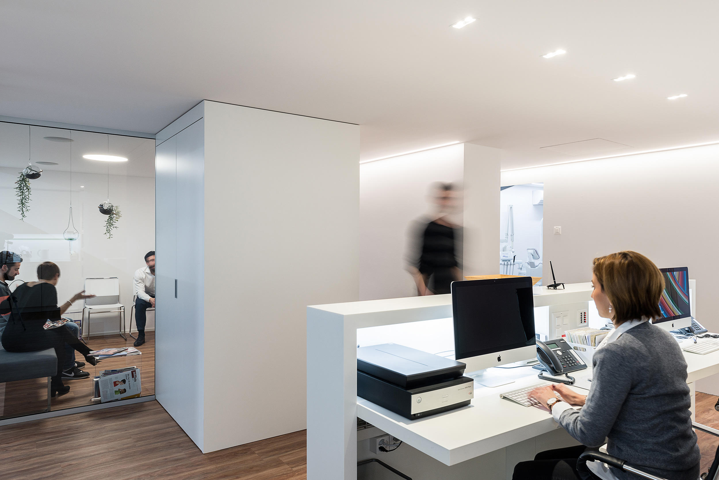 LuxVitae GmbH, Grosszelgstrasse 30 in Würenlos