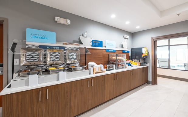 Images Holiday Inn Express & Suites Saint Robert - Leonard Wood by IHG