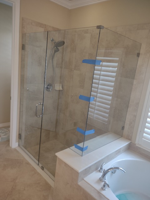 Images Distinctive Shower, Glass, and Mirror
