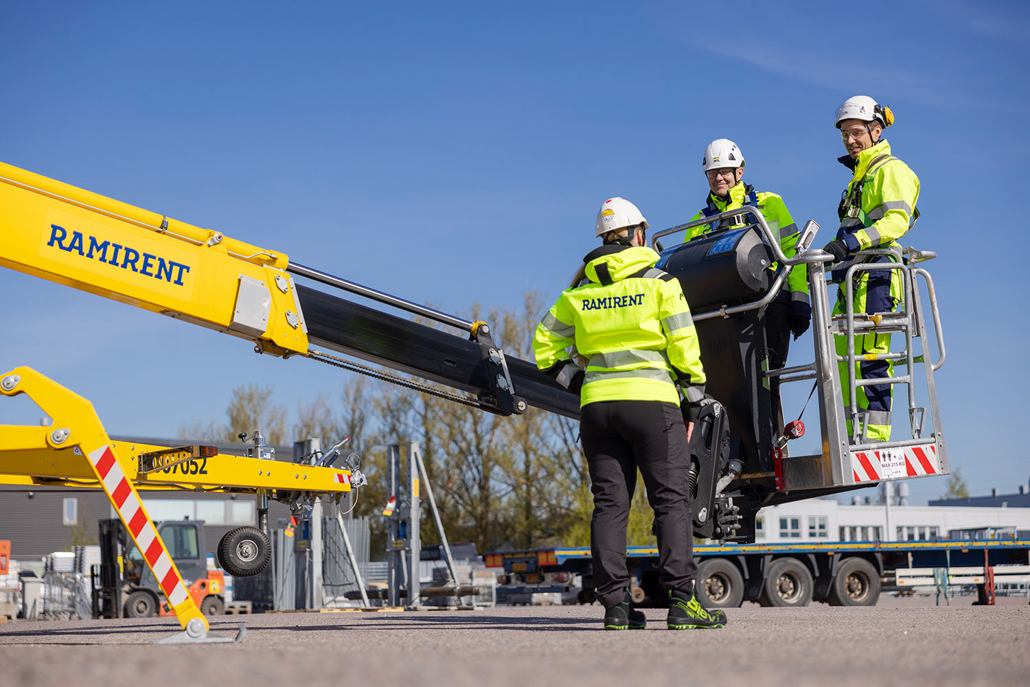 Images Ramirent konevuokraamo Raahe
