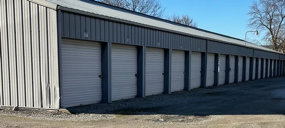Variety of storage unit sizes near Hampton Inn Shelbyville