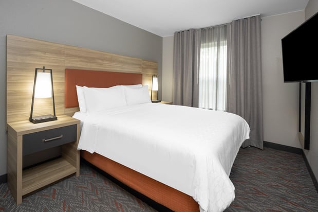 Images Candlewood Suites Boston North Shore - Danvers by IHG
