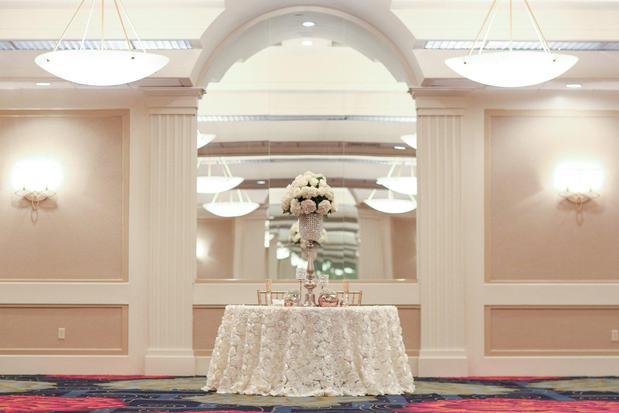 Images Crowne Plaza Virginia Beach Town Center by IHG