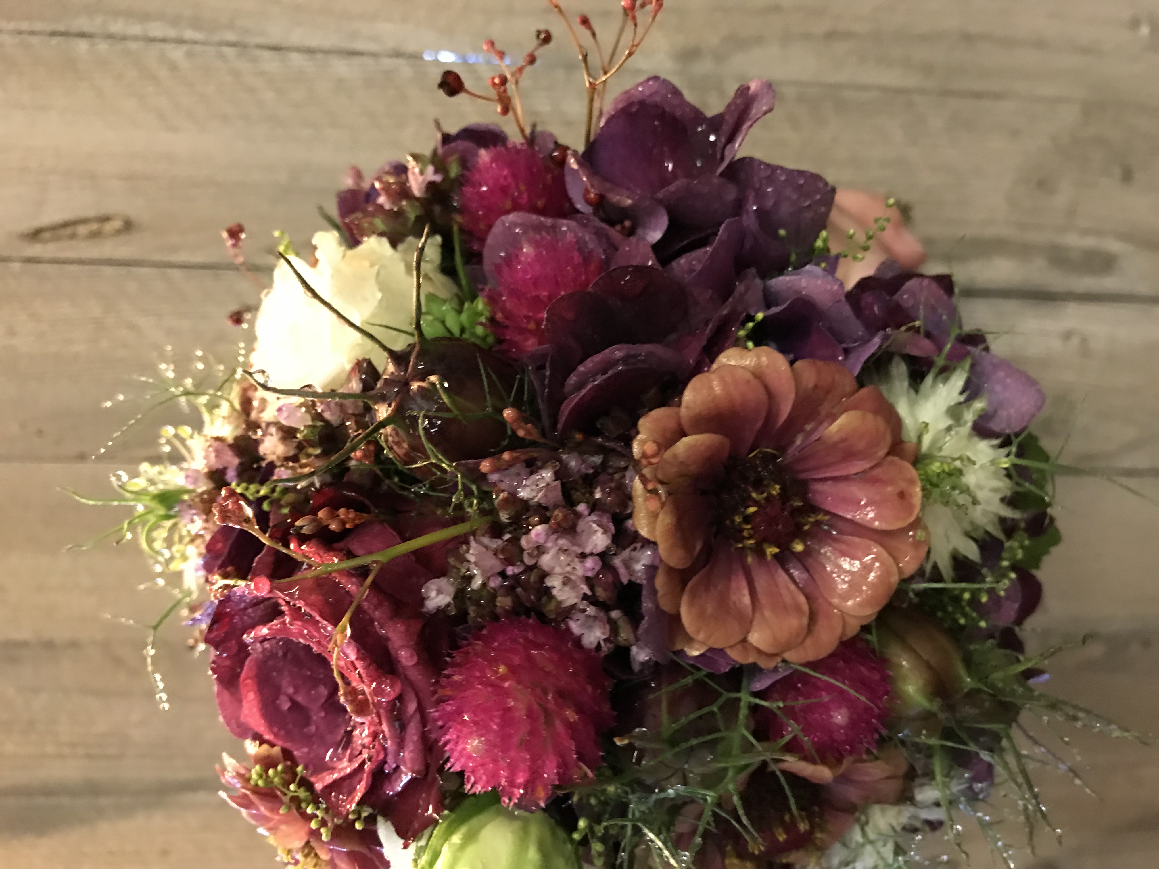 Blumengeschäft Toujours Plüss, Bahnhofstrasse 26 in Erlenbach ZH