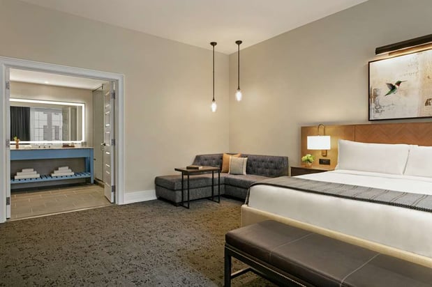 Images The Harpeth Franklin Downtown, Curio Collection by Hilton