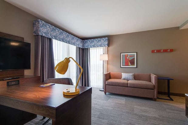 Images Hampton Inn & Suites Nashville North Skyline