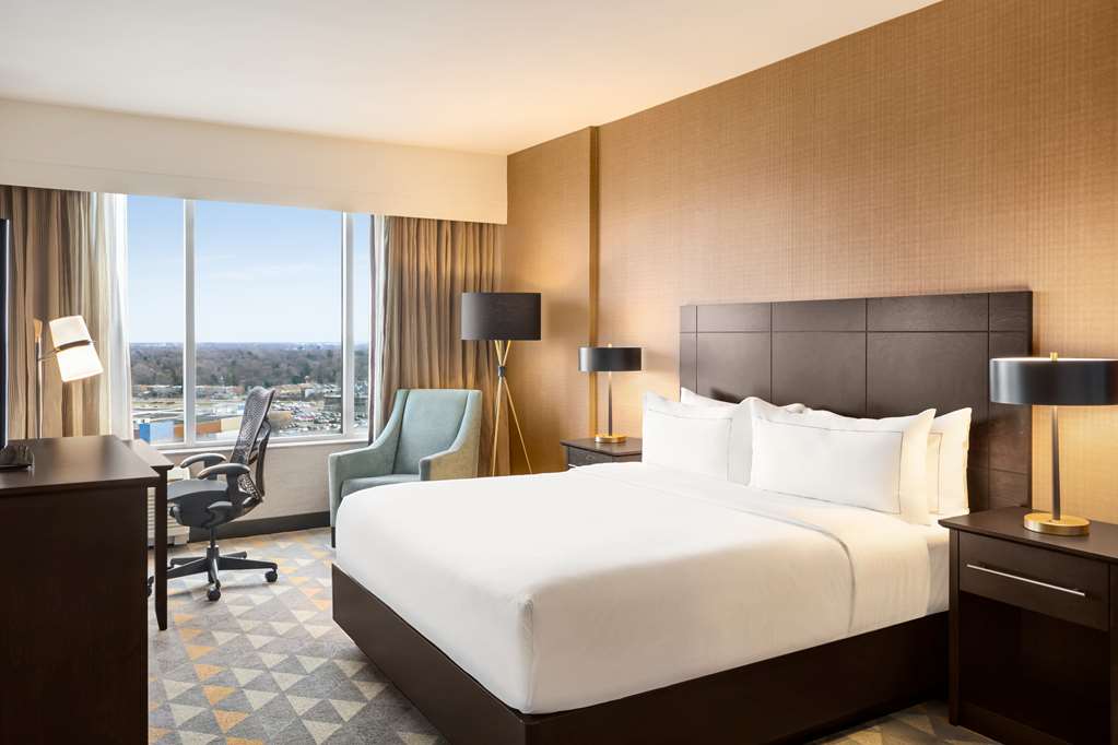 Images DoubleTree by Hilton Pointe Claire Montreal Airport West