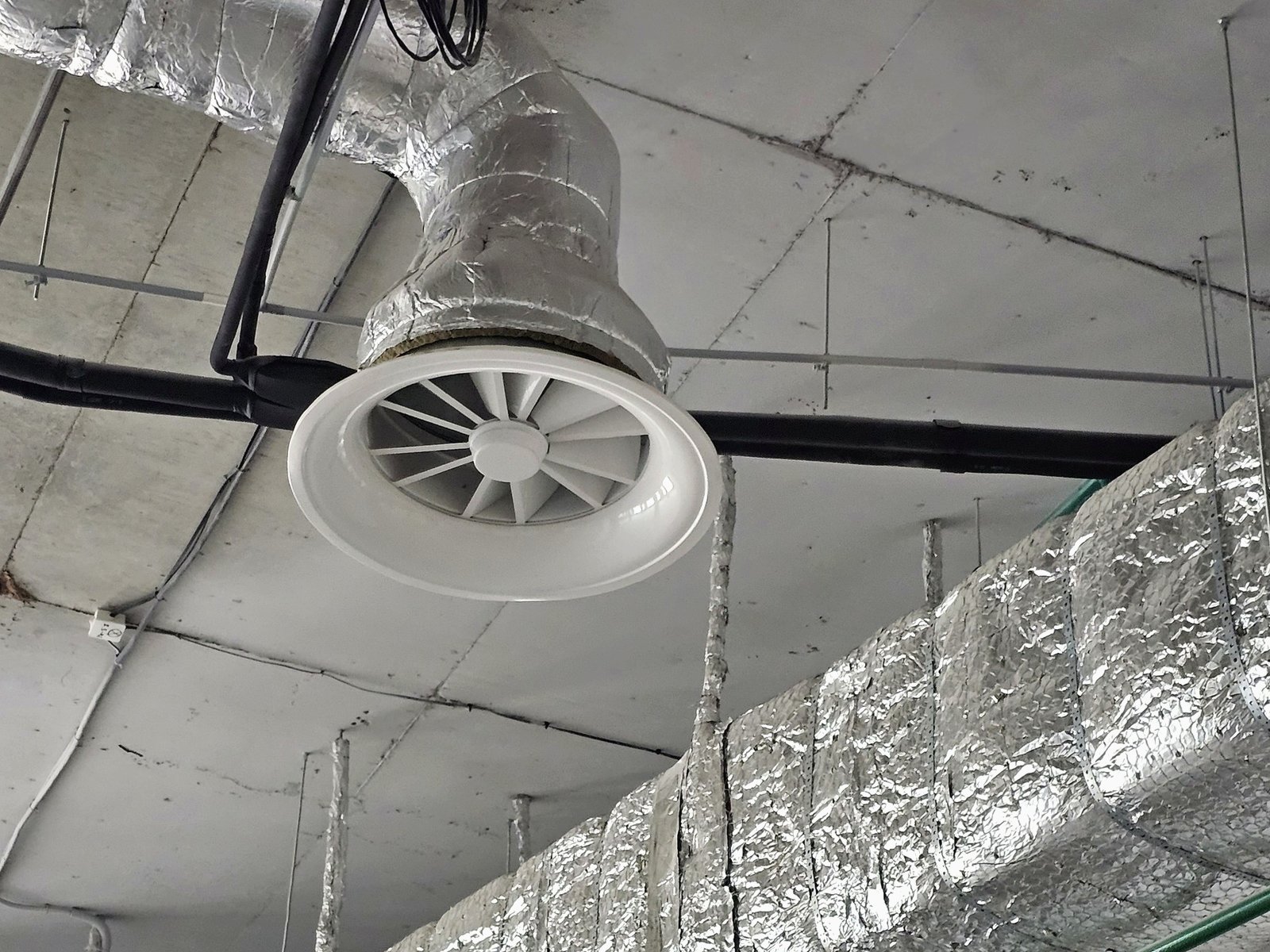 Holland's Cooling and Heating LLC