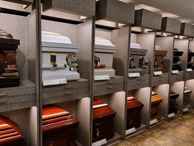Images Scarpa-Las Rosas Funeral Home