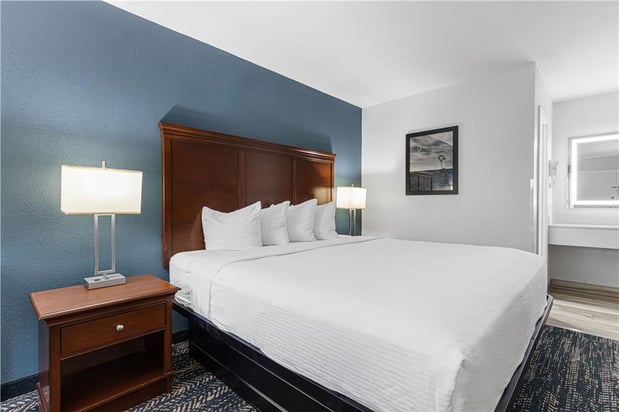 Images Best Western Canton Inn