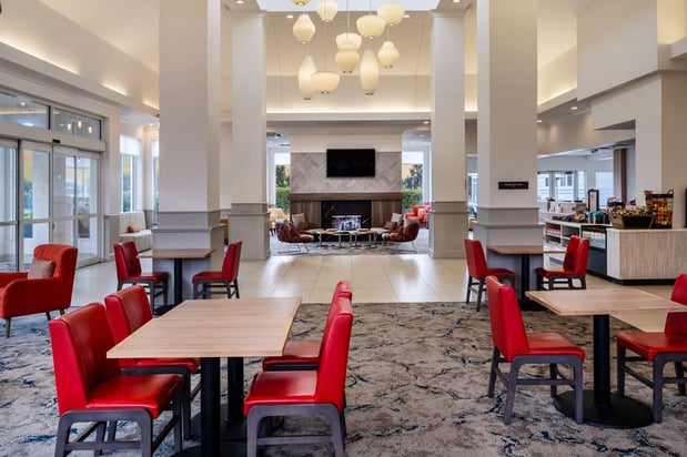 Images Hilton Garden Inn Bakersfield