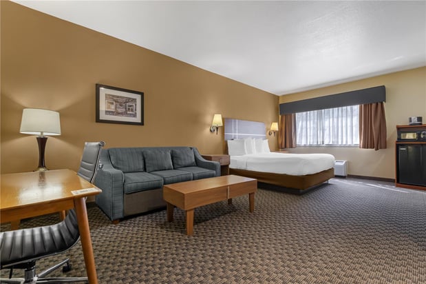Images Best Western Plus Shamrock Inn & Suites