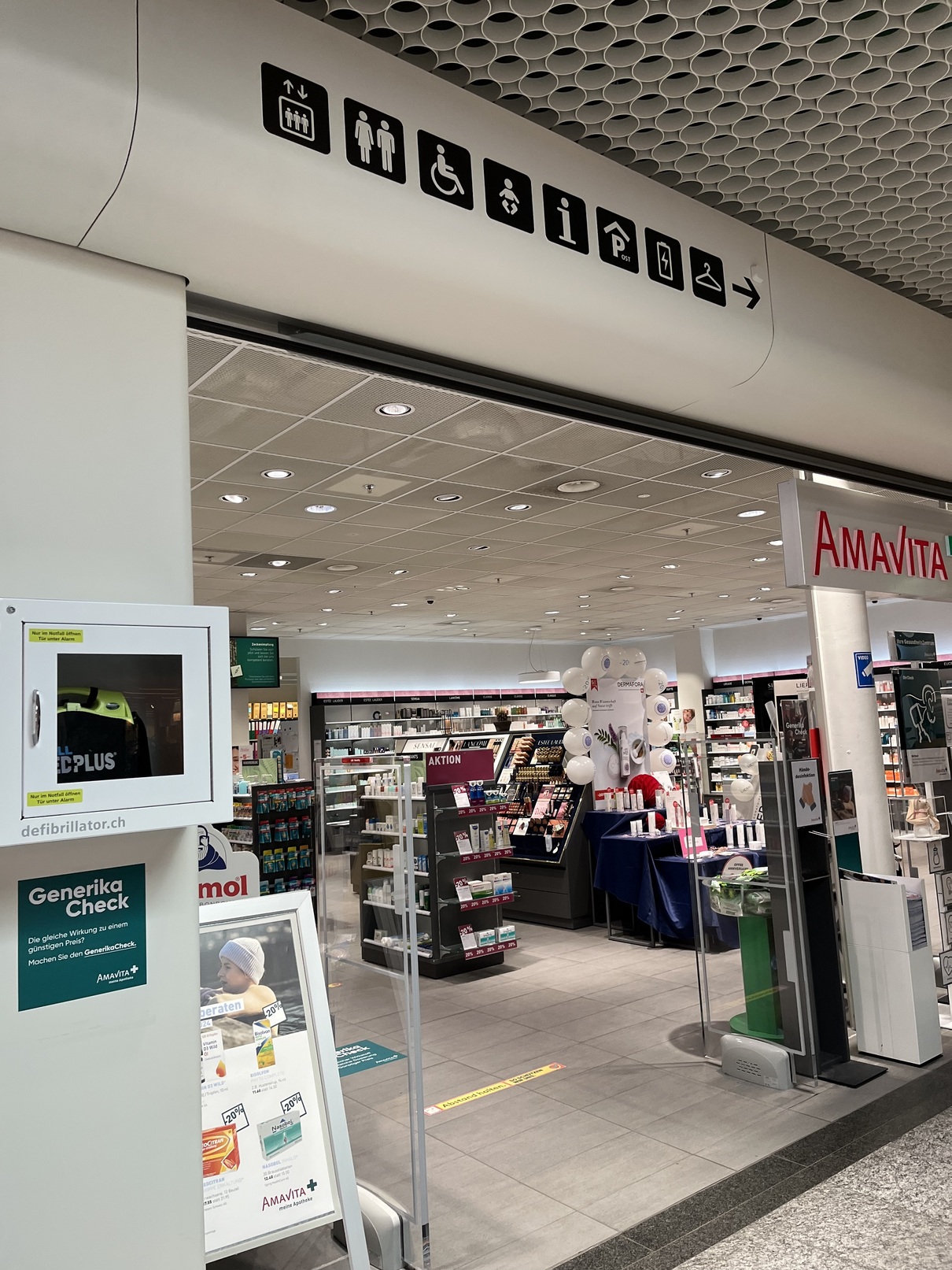 Amavita Apotheke Regensdorf, Zentrum 1 in Regensdorf