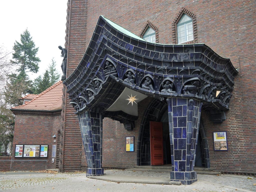 Kreuzkirche - Kreuz-Kirchengemeinde Berlin-Schmargendorf, Hohenzollerndamm 130 in Berlin