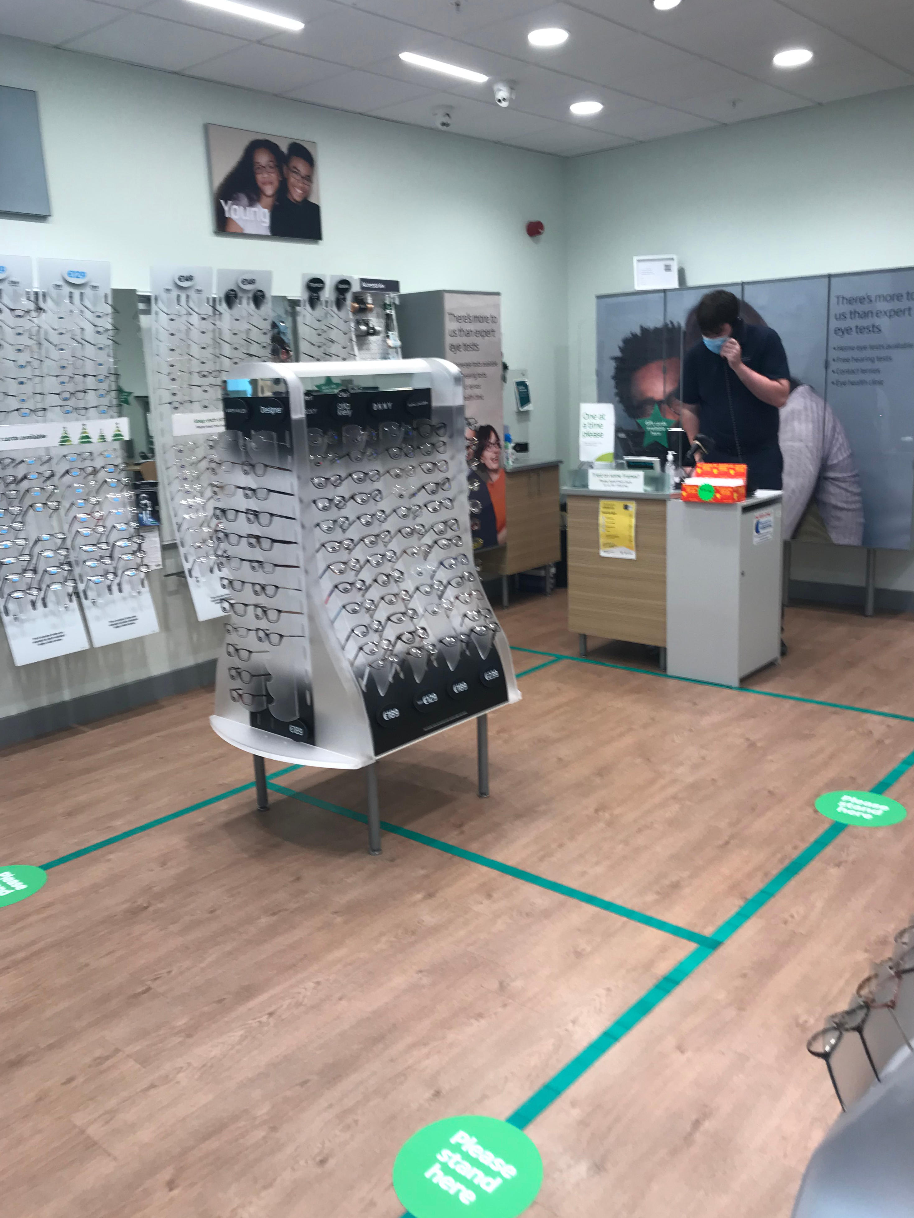 Specsavers Opticians and Audiologists - Thurles 11