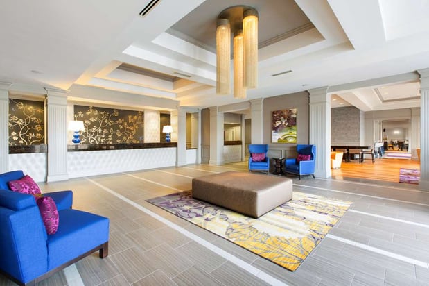 Images DoubleTree by Hilton Hotel Savannah Historic District