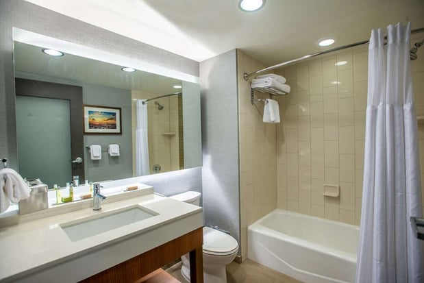 Images DoubleTree by Hilton Asheville Downtown