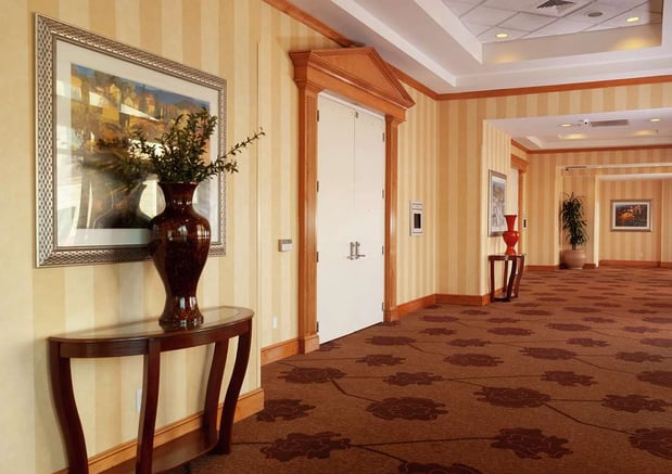 Images Hilton Garden Inn Atlanta Airport/Millenium Center