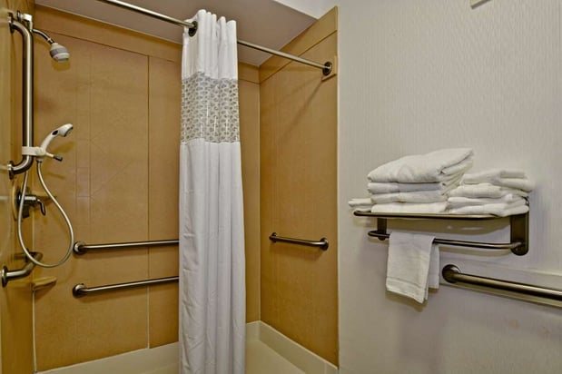 Images Hampton Inn & Suites Fredericksburg