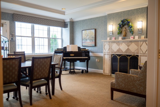 Images Benchmark at Ridgefield Crossings
