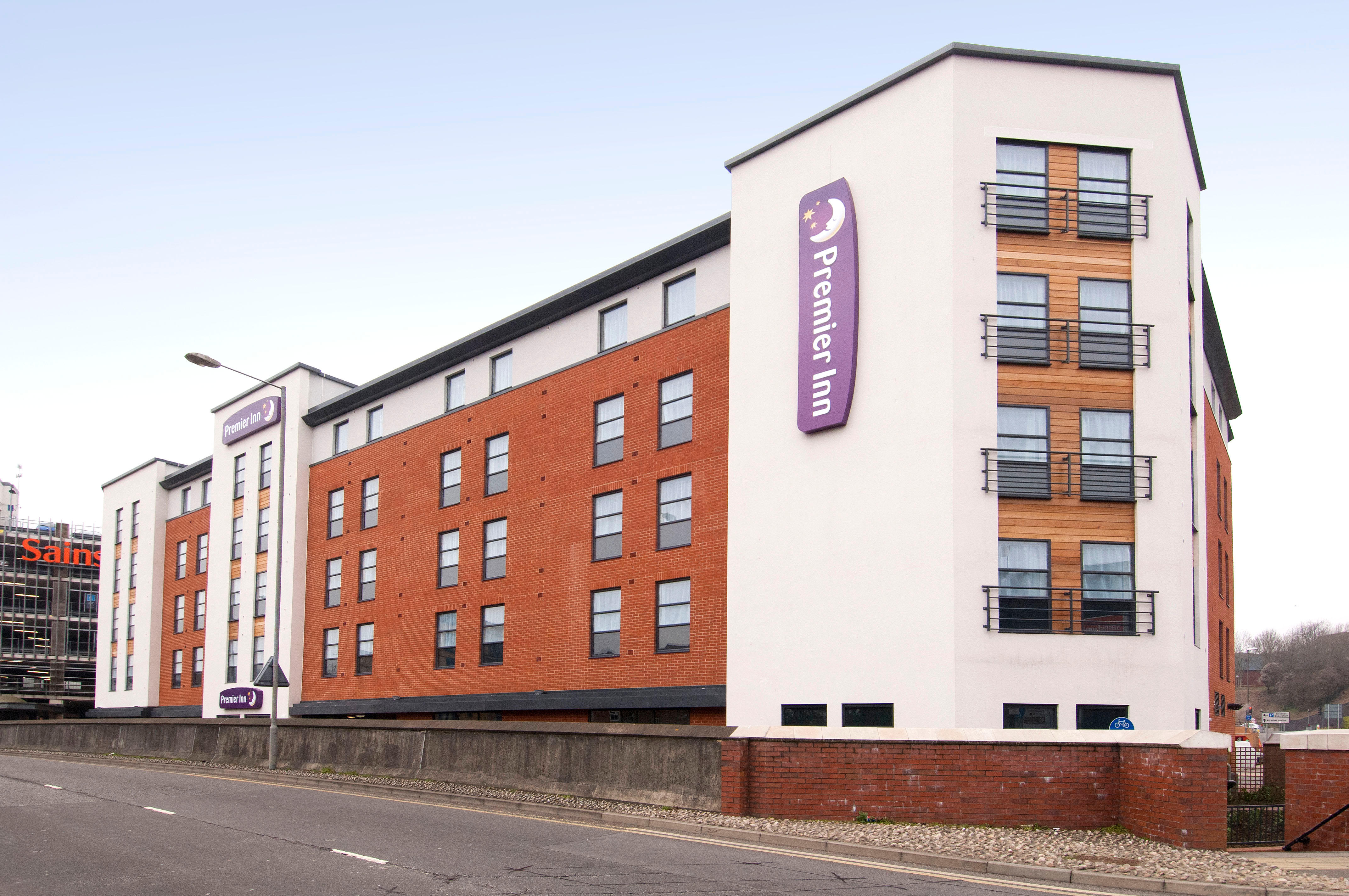 Images Premier Inn High Wycombe Central hotel