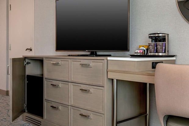 Images DoubleTree by Hilton Hotel Chicago - North Shore Conference Center