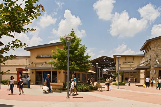 Images Round Rock Premium Outlets
