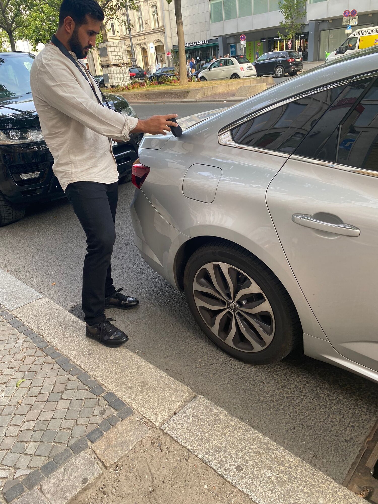 Kfz Meister Gutachten  Unfall Gutachten Berlin, Pestalozzistraße 95 in Berlin