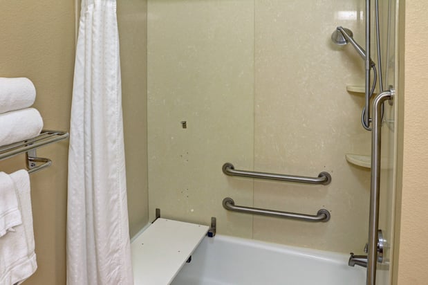 Images Holiday Inn Express & Suites Texarkana East by IHG
