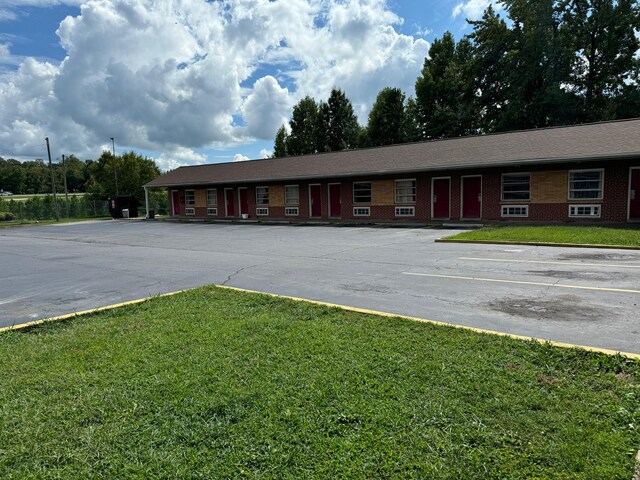 Travel Inn By OYO Danville US-29